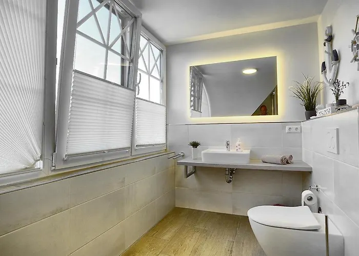 Caral - Familienferienwohnung In Apartament Zingst